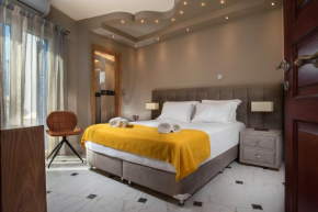 Angelica's Deluxe Rooms in Adamas